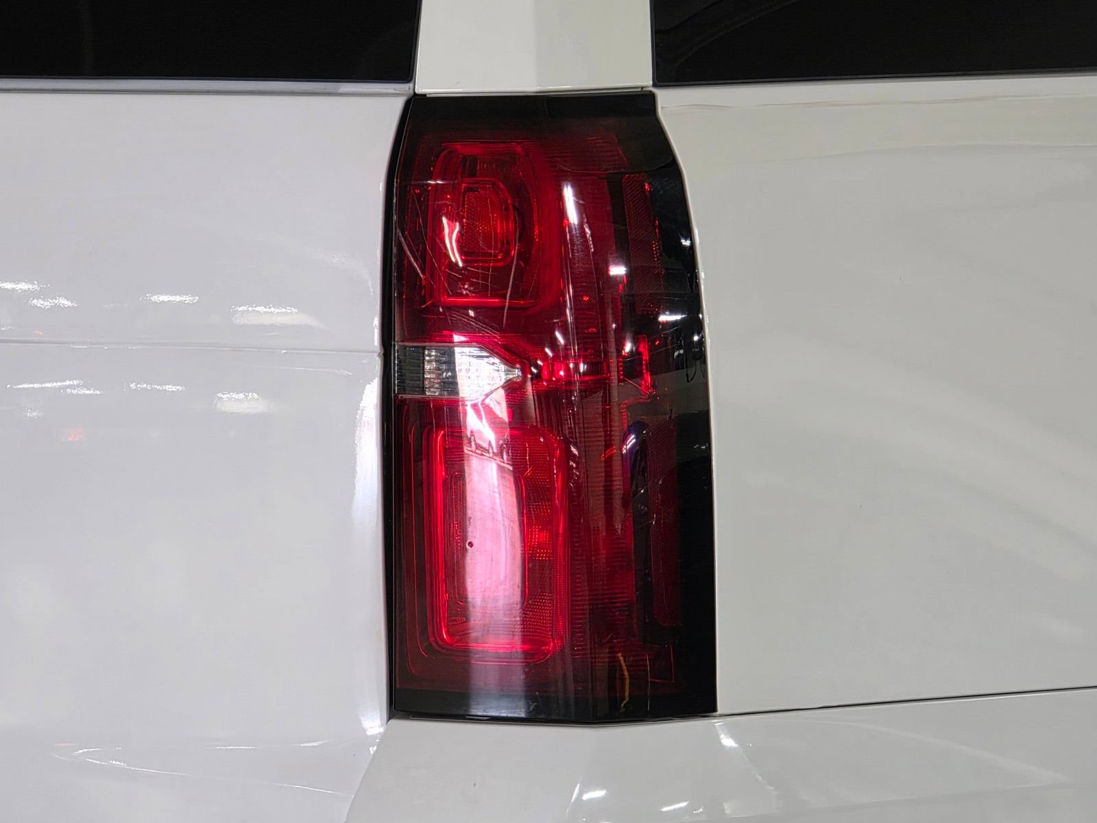 Used 2019 Chevrolet Tahoe LT RWD image 12