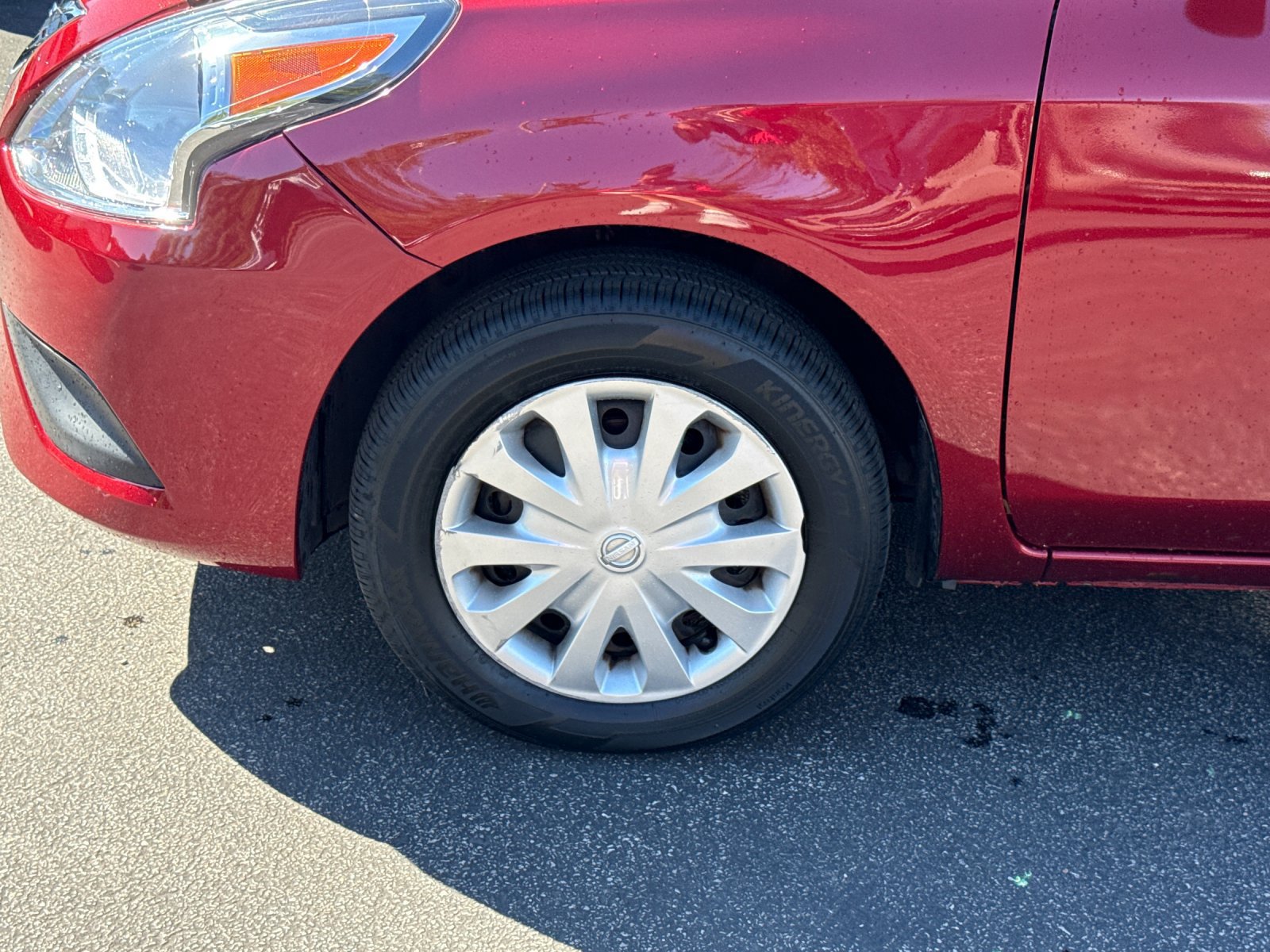 Used 2019 Nissan Versa SV FWD image 20