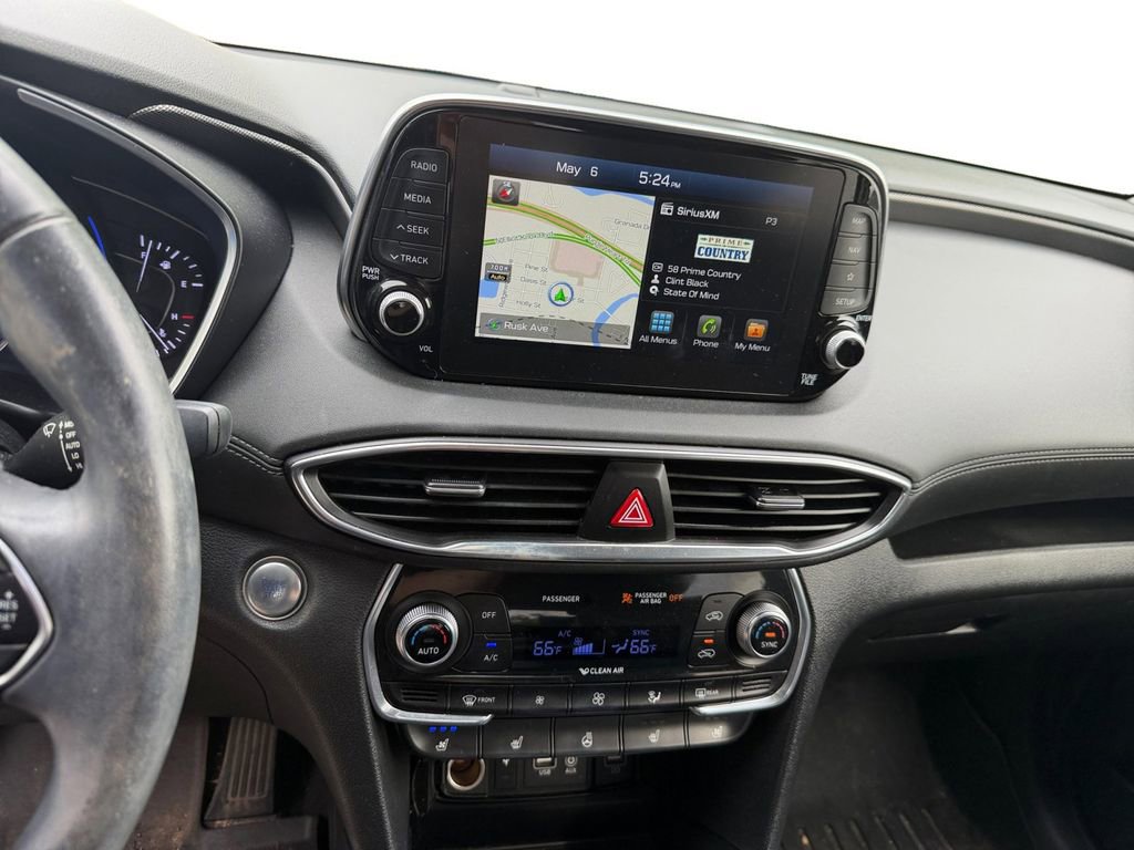 Used 2019 Hyundai Santa Fe AWD image 11