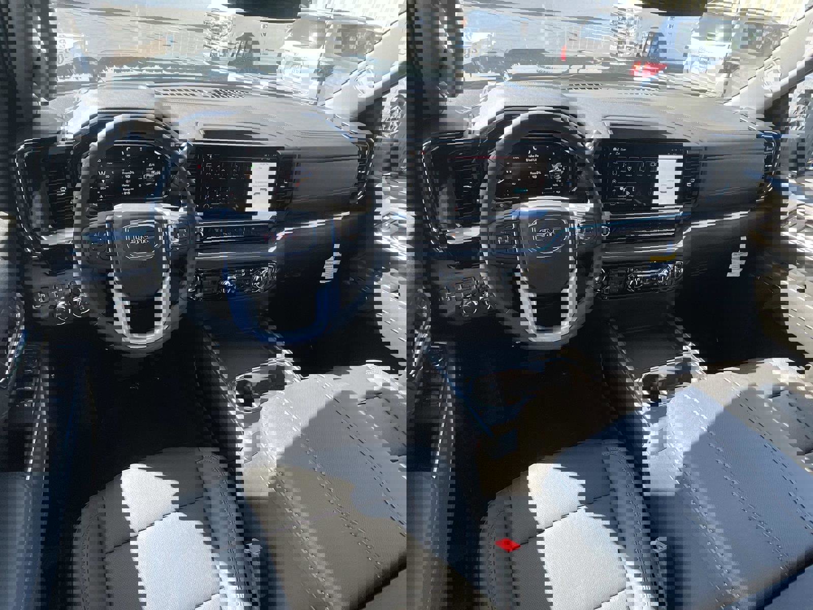 New 2026 GMC Sierra 2500 SLT w/ SLT Premium Package image 9