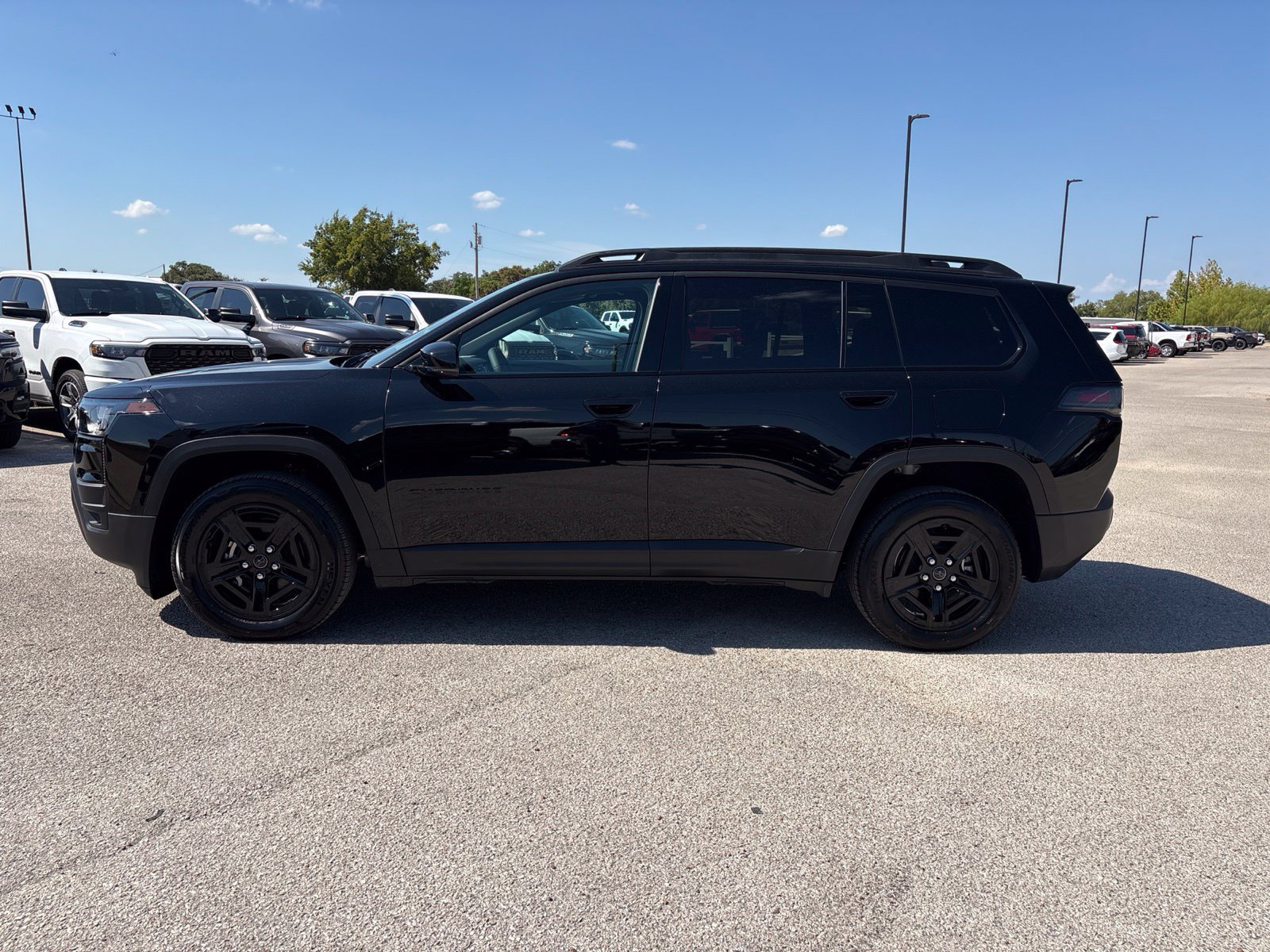 New 2026 Jeep Cherokee Limited AWD/4WD image 2