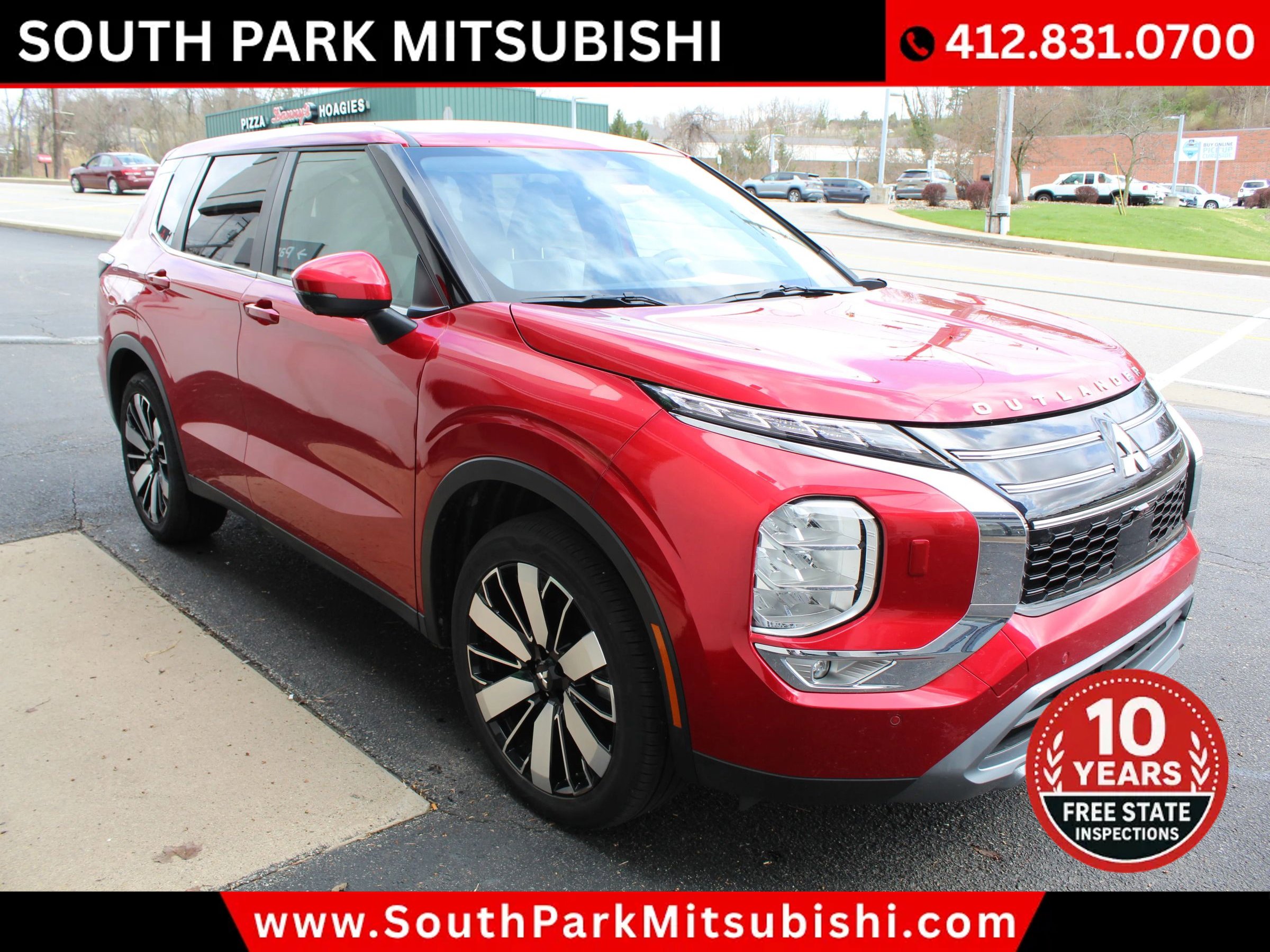 Used 2025 Mitsubishi Outlander SE image 5
