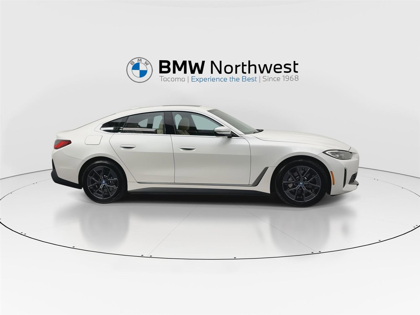 Certified 2023 BMW i4 eDrive40 RWD image 5