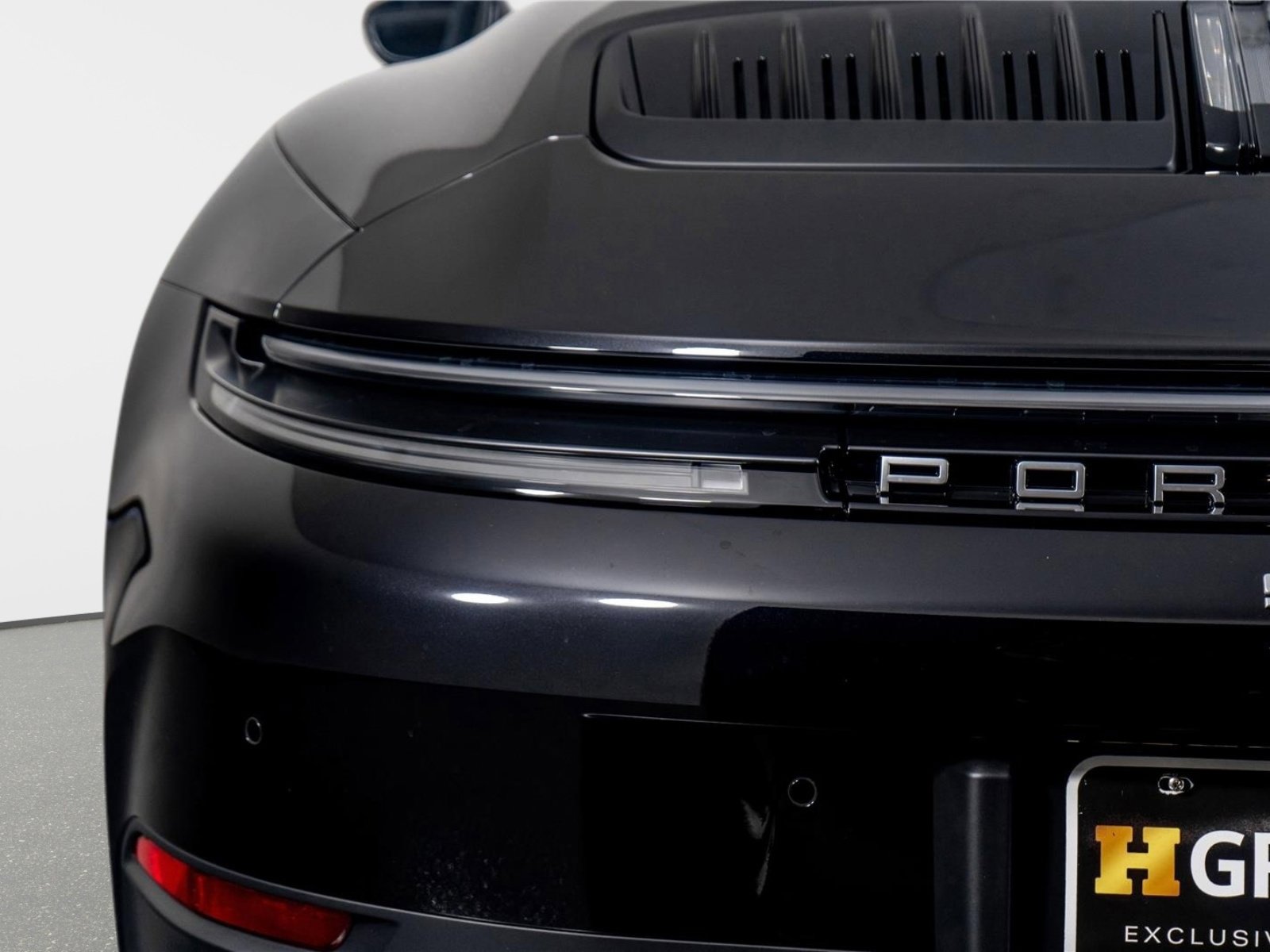 Used 2025 Porsche 911 Carrera S RWD image 13