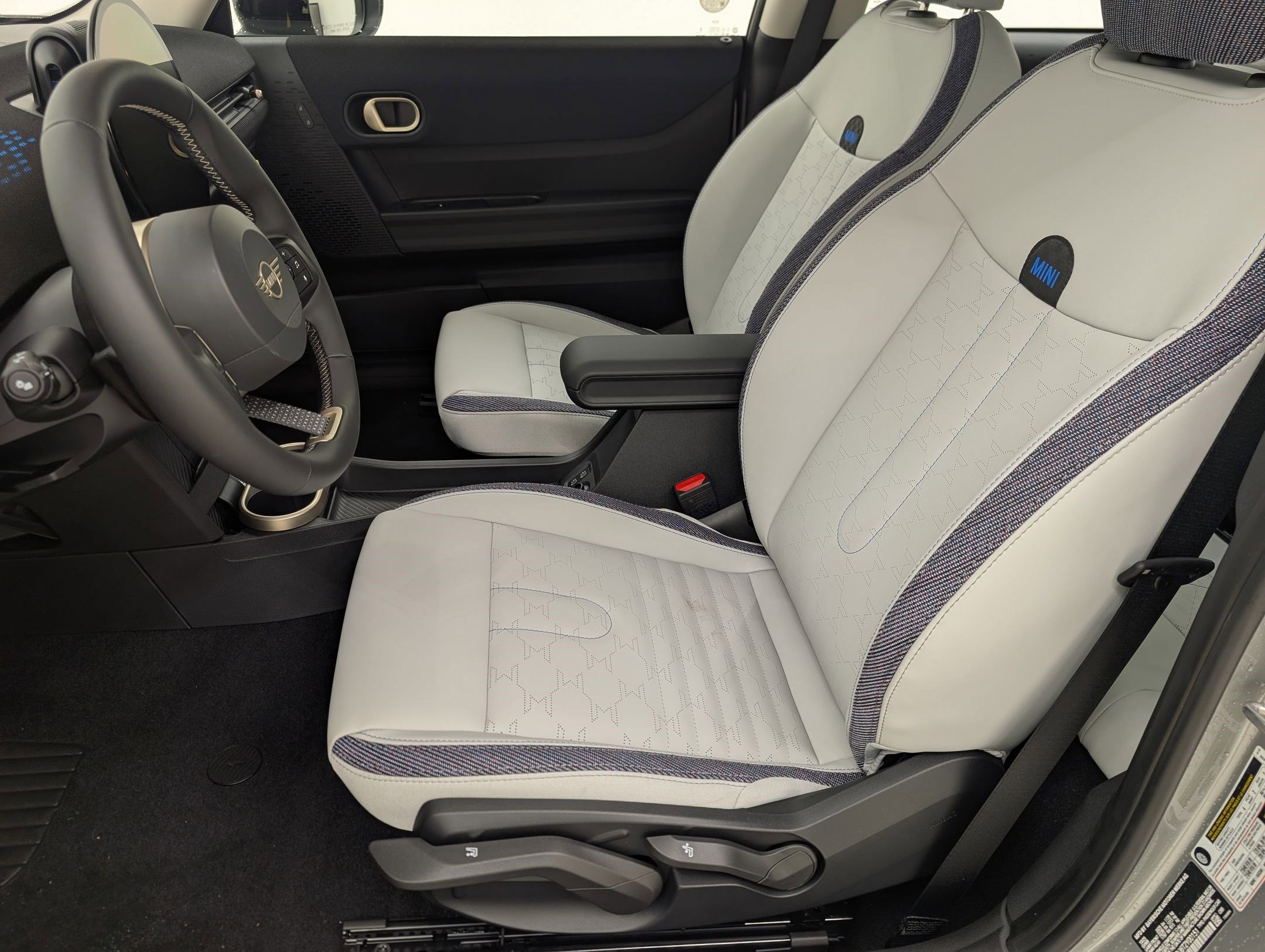 New 2026 MINI Cooper S image 5