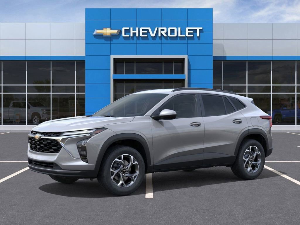 New 2025 Chevrolet Trax LT image 2