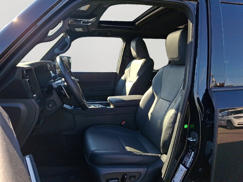 Certified 2024 Lexus GX 550 w/ Accessory Package (Z1) AWD/4WD image 15