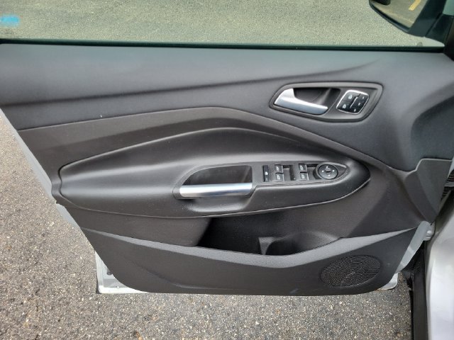 Used 2018 Ford Escape Titanium FWD image 10
