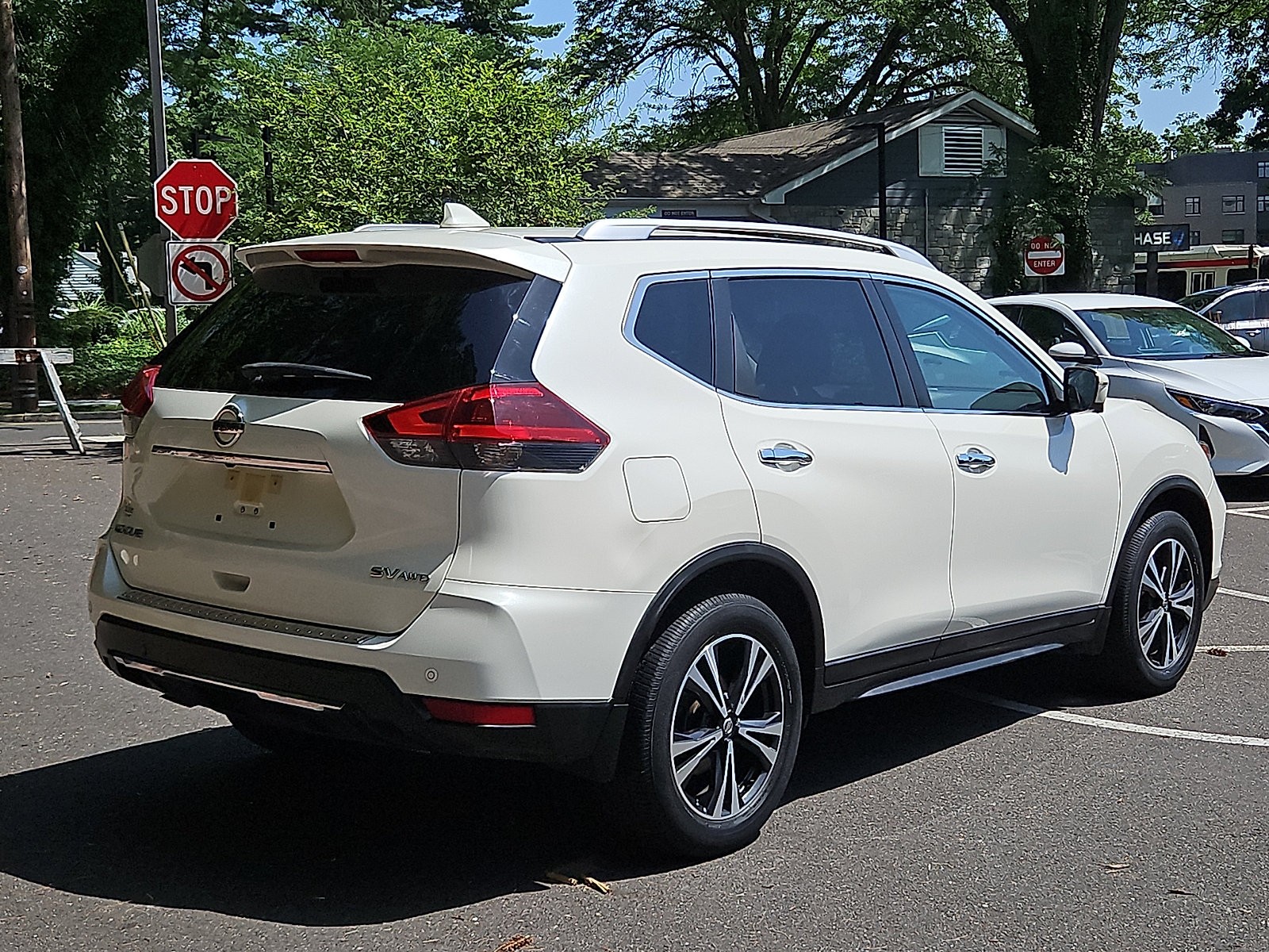 Certified 2019 Nissan Rogue SV w/ Premium Package AWD/4WD image 6