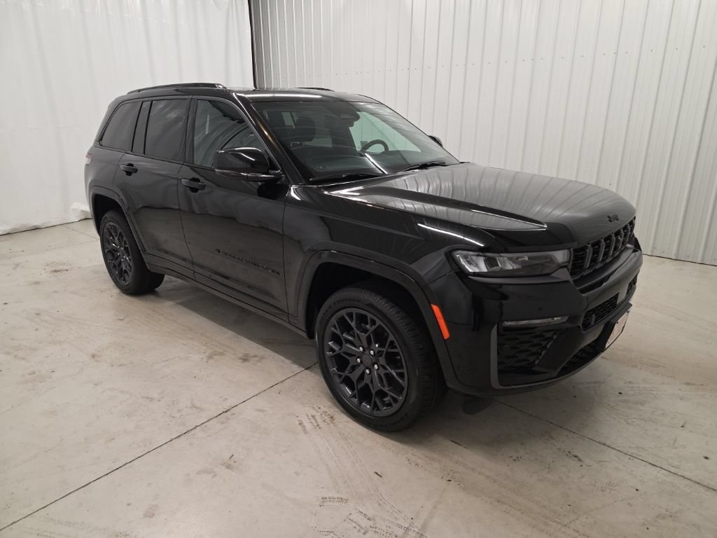 New 2026 Jeep Grand Cherokee Summit w/ Obsidian Package AWD/4WD image 8