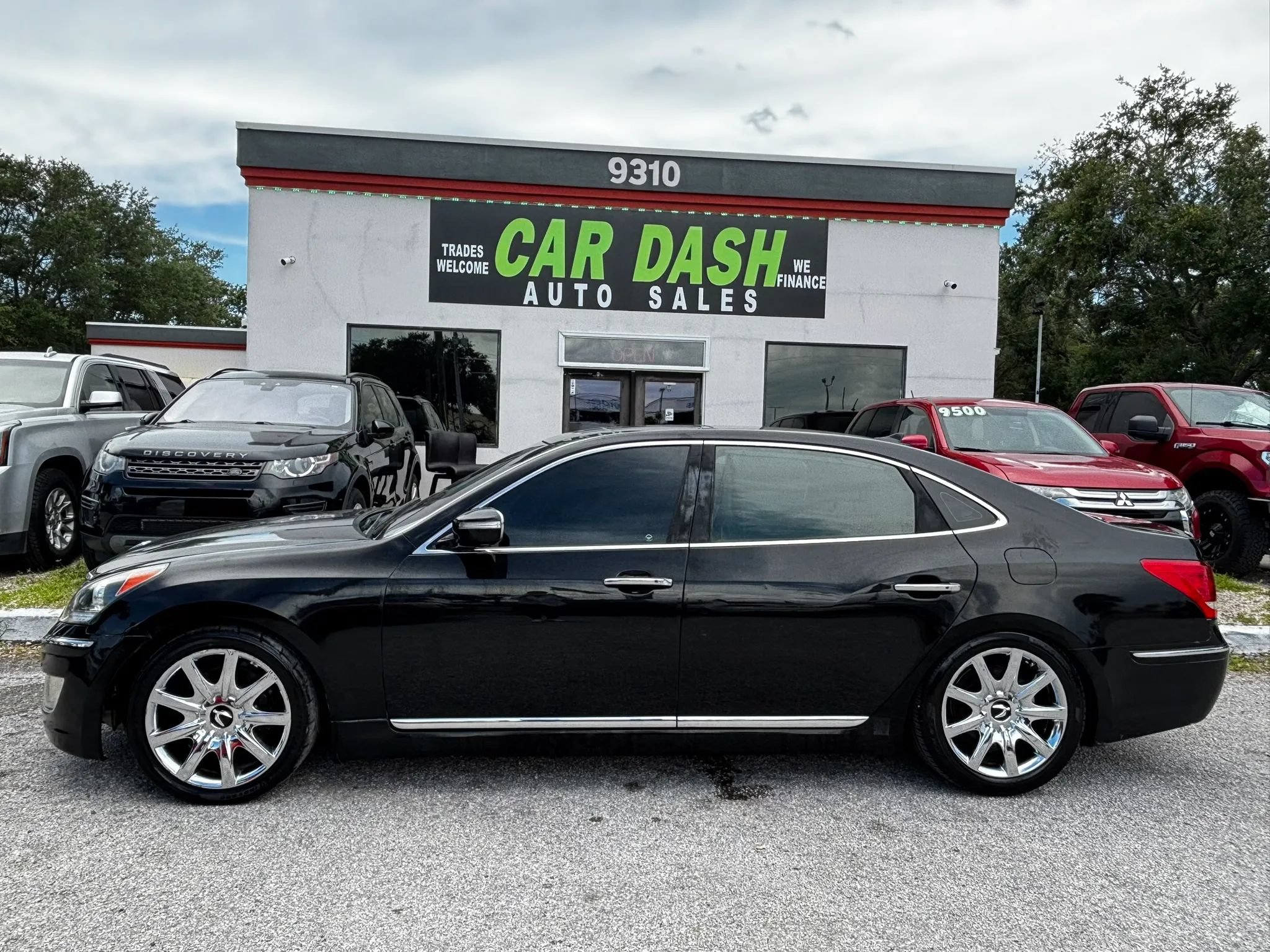 Used 2011 Hyundai Equus Ultimate RWD image 5