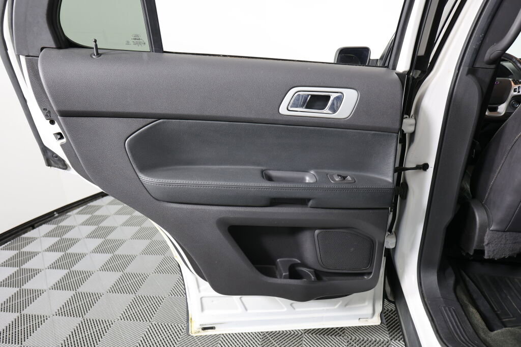 Used 2015 Ford Explorer Sport AWD/4WD image 16