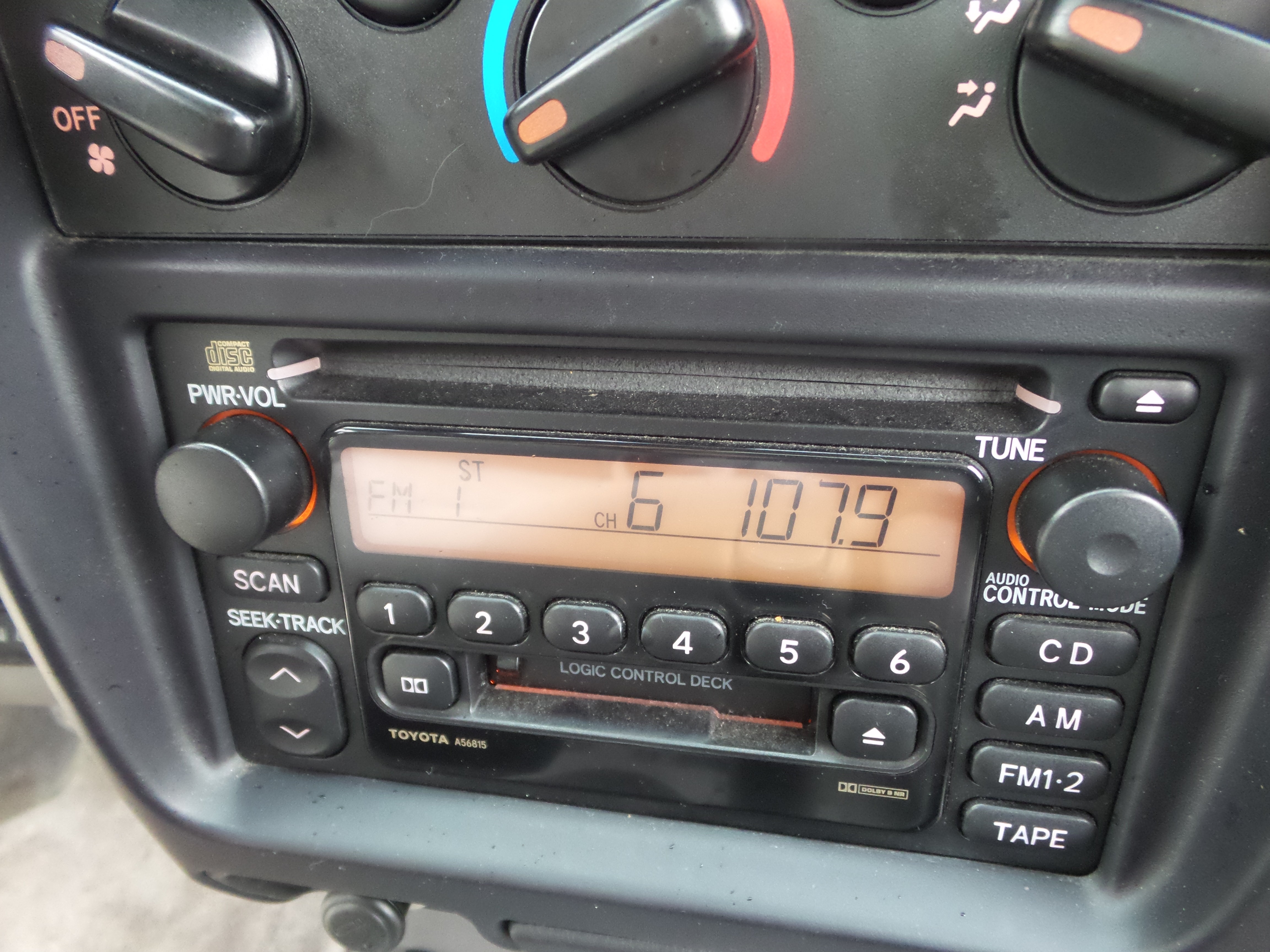 Used 2004 Toyota Tacoma 2WD Xtracab image 59