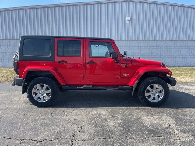 Used 2015 Jeep Wrangler Unlimited Sahara w/ Max Tow Package image 16