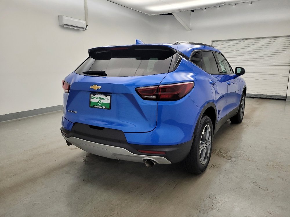 Used 2024 Chevrolet Blazer LT w/ Convenience Package FWD image 9