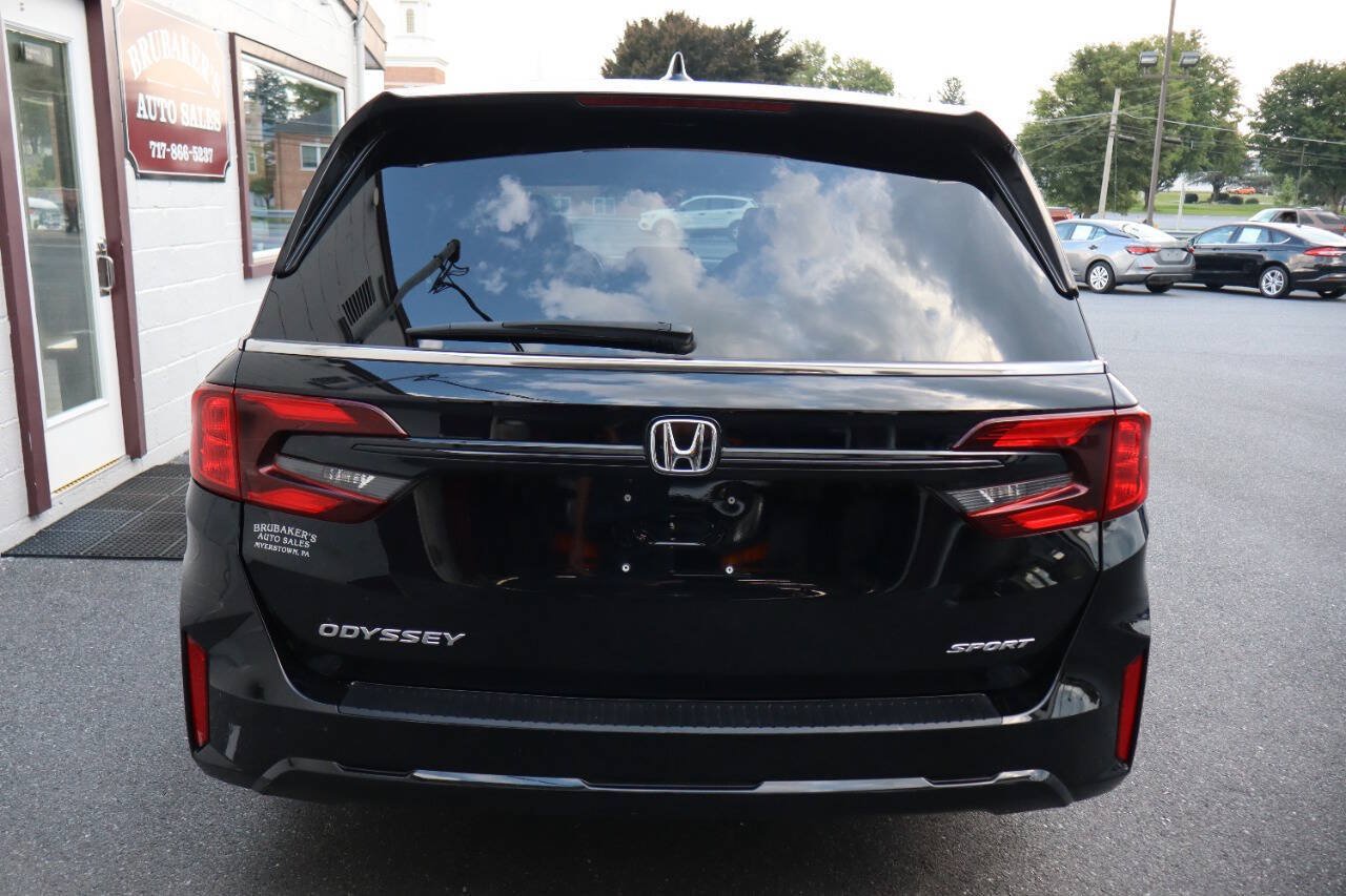 Used 2025 Honda Odyssey Sport-L image 3