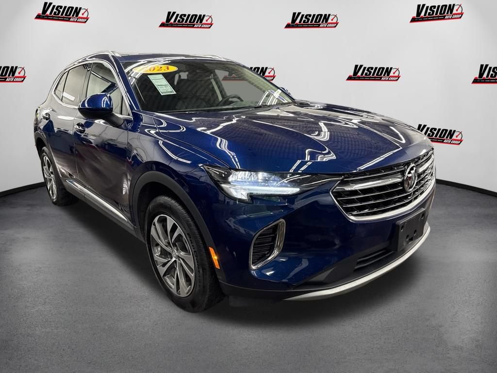 Used 2023 Buick Envision Essence AWD/4WD image 3