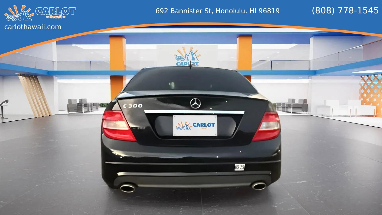 Used 2011 Mercedes-Benz C 300 Sedan w/ Dynamic Handling Pkg image 2