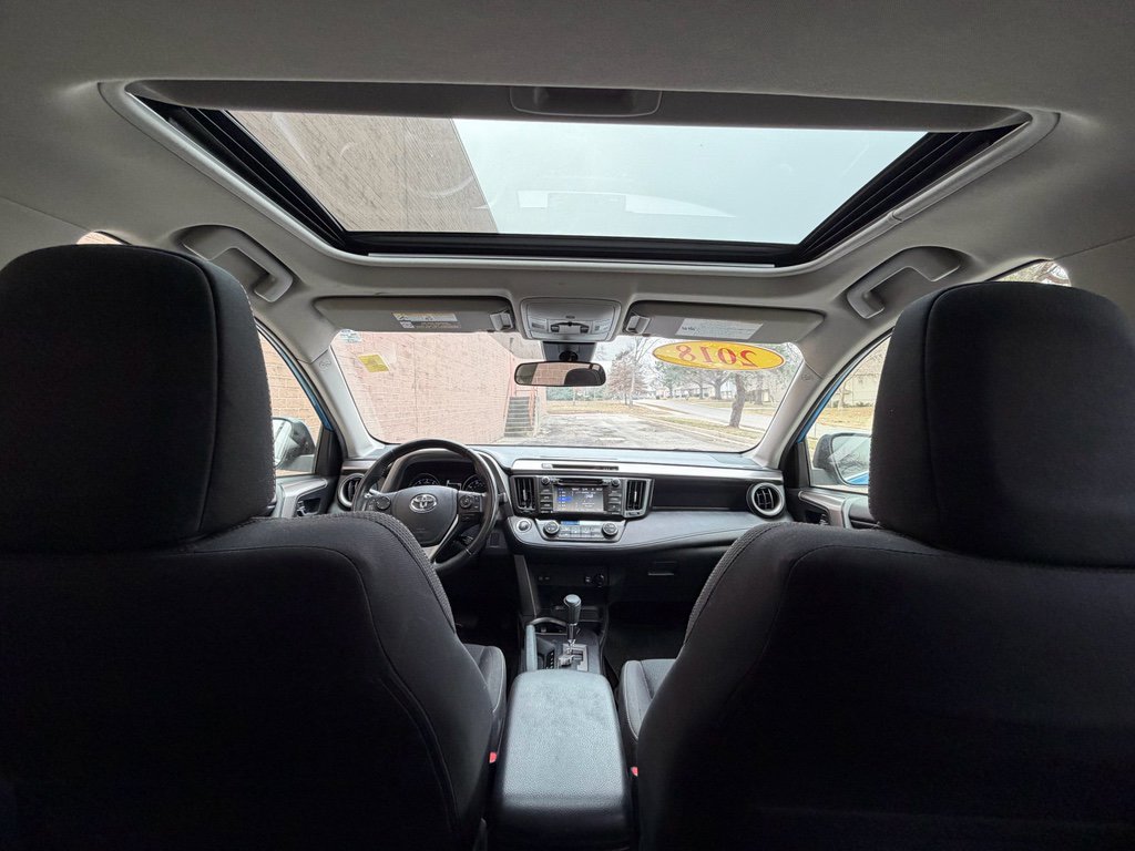 Used 2018 Toyota RAV4 XLE image 25