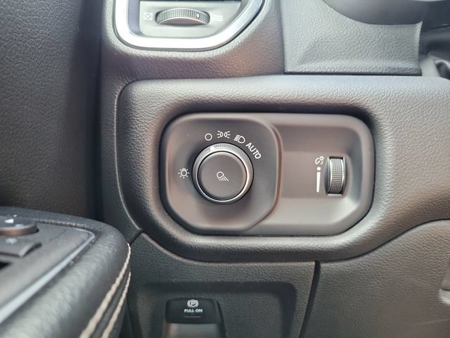 Used 2024 RAM 1500 Laramie RWD image 28
