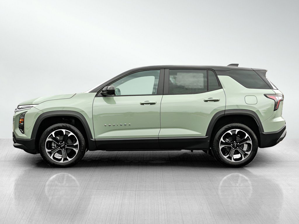 New 2026 Chevrolet Equinox LT w/ Convenience Package II image 4