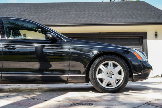 Used 2009 Maybach 62 RWD image 11