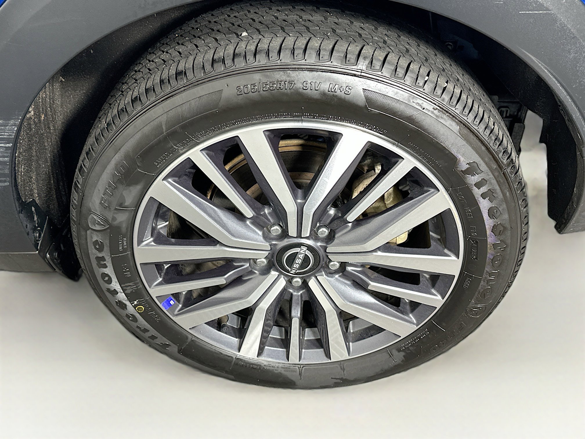 Used 2024 Nissan Kicks SV image 11