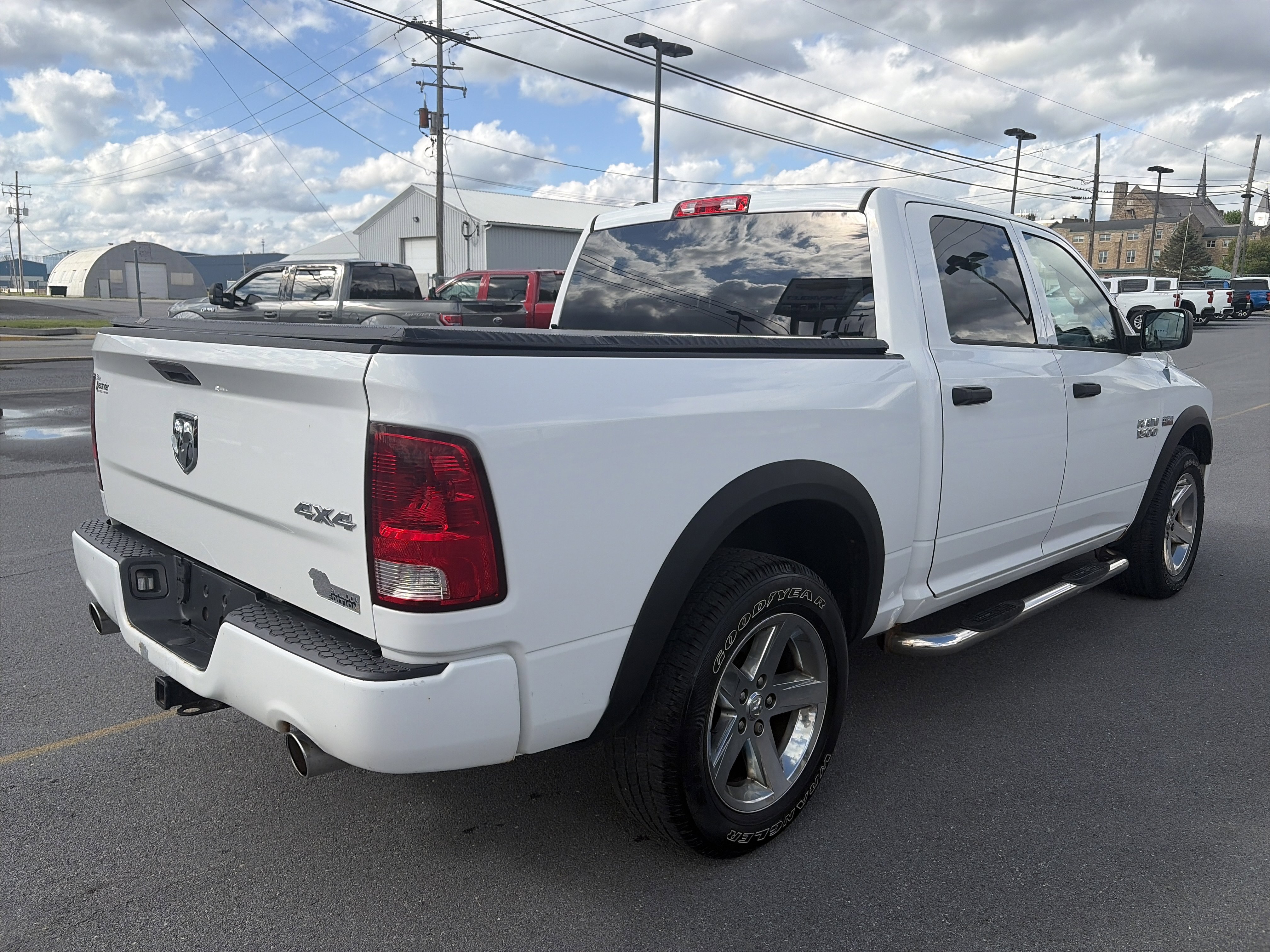 Used 2013 RAM 1500 Express AWD/4WD image 3