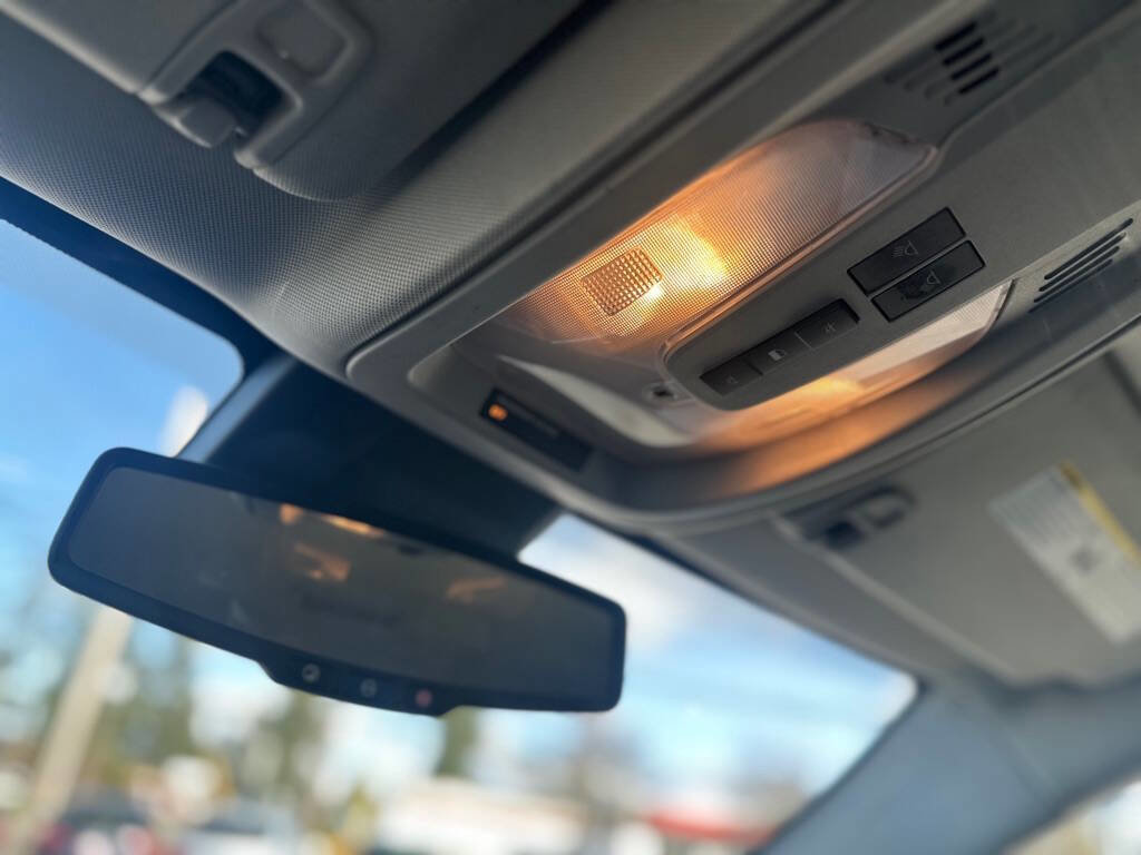 Used 2013 Chevrolet Equinox LT w/ Driver Convenience Package image 17