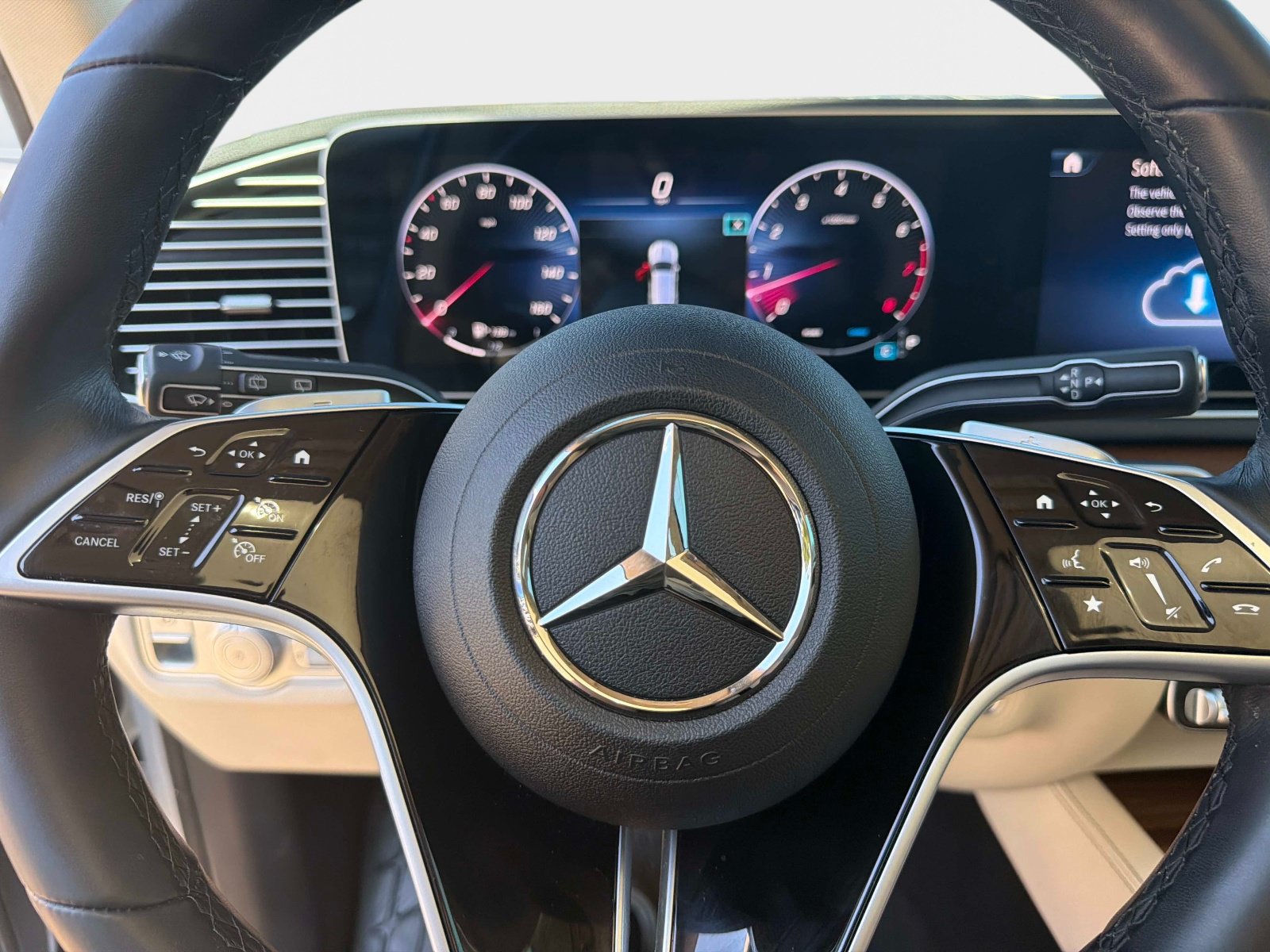 Certified 2025 Mercedes-Benz GLE 350 4MATIC image 27