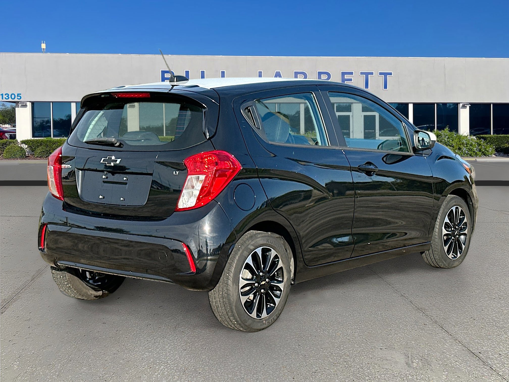 Used 2022 Chevrolet Spark LT w/ Spark Special Edition image 7