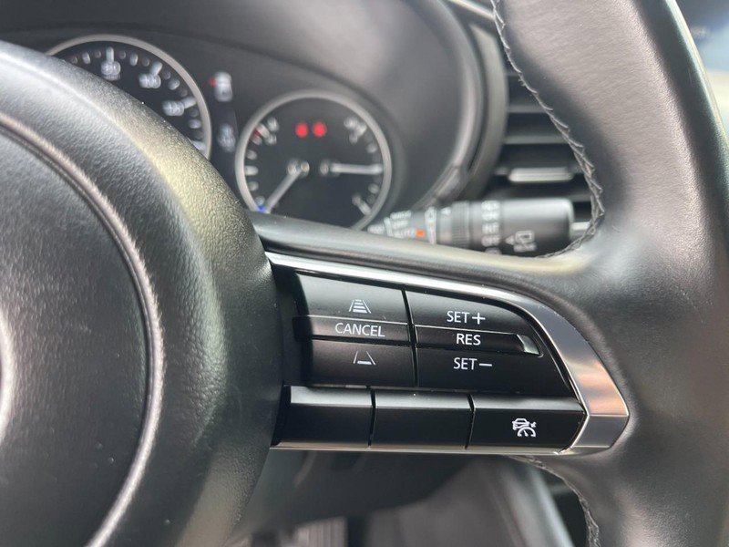 Used 2024 MAZDA MAZDA3 s image 24