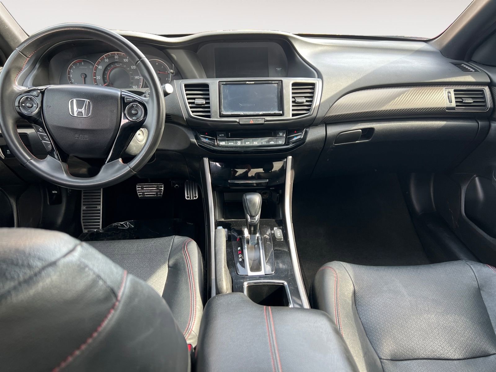 Used 2017 Honda Accord Sport Special Edition image 10