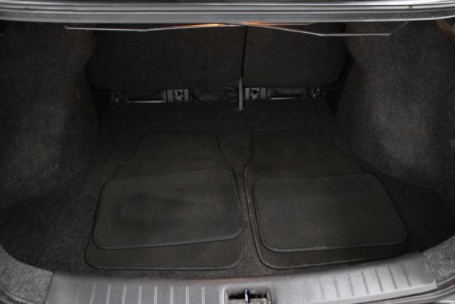 Used 2015 Nissan Sentra SR w/ Navigation Package FWD image 20