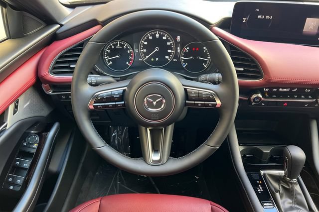 New 2026 MAZDA MAZDA3 Hatchback w/Premium Plus Pkg AWD/4WD image 15
