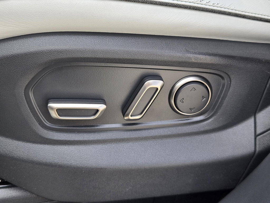 Used 2022 Rivian R1T Adventure AWD/4WD image 19