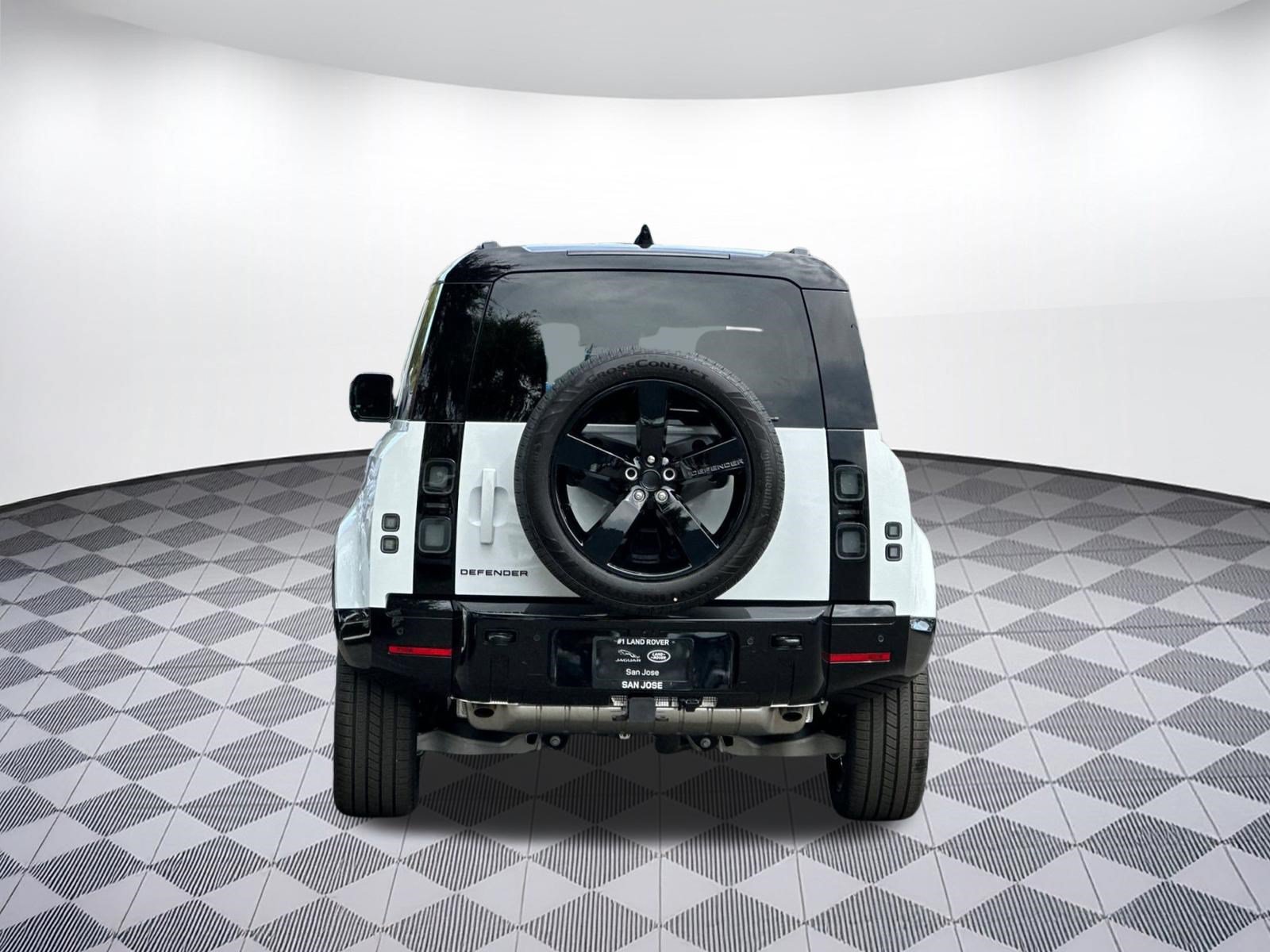 New 2026 Land Rover Defender 110 X-Dynamic SE AWD/4WD image 10