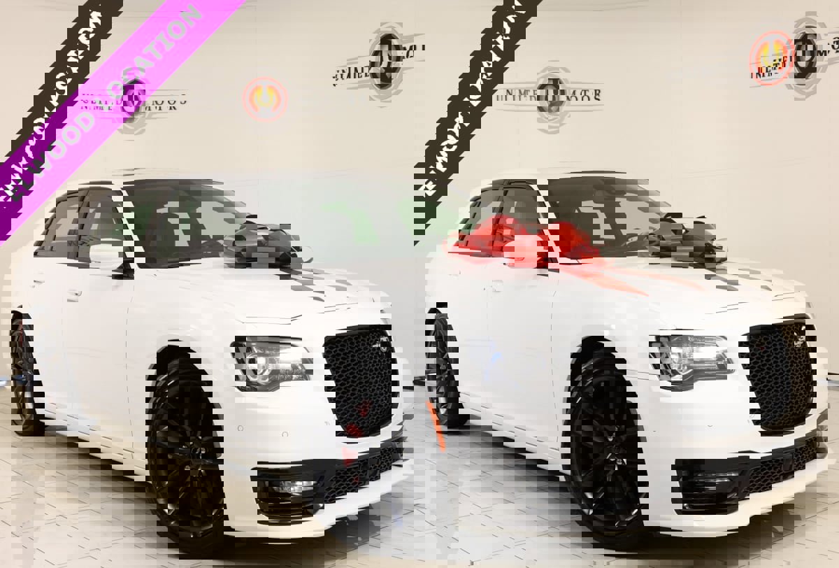 Used 2023 Chrysler 300 C