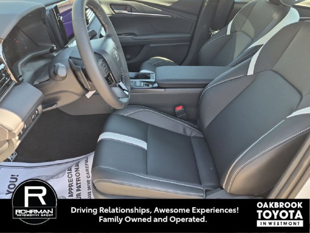 New 2026 Toyota Camry Hybrid AWD/4WD image 12