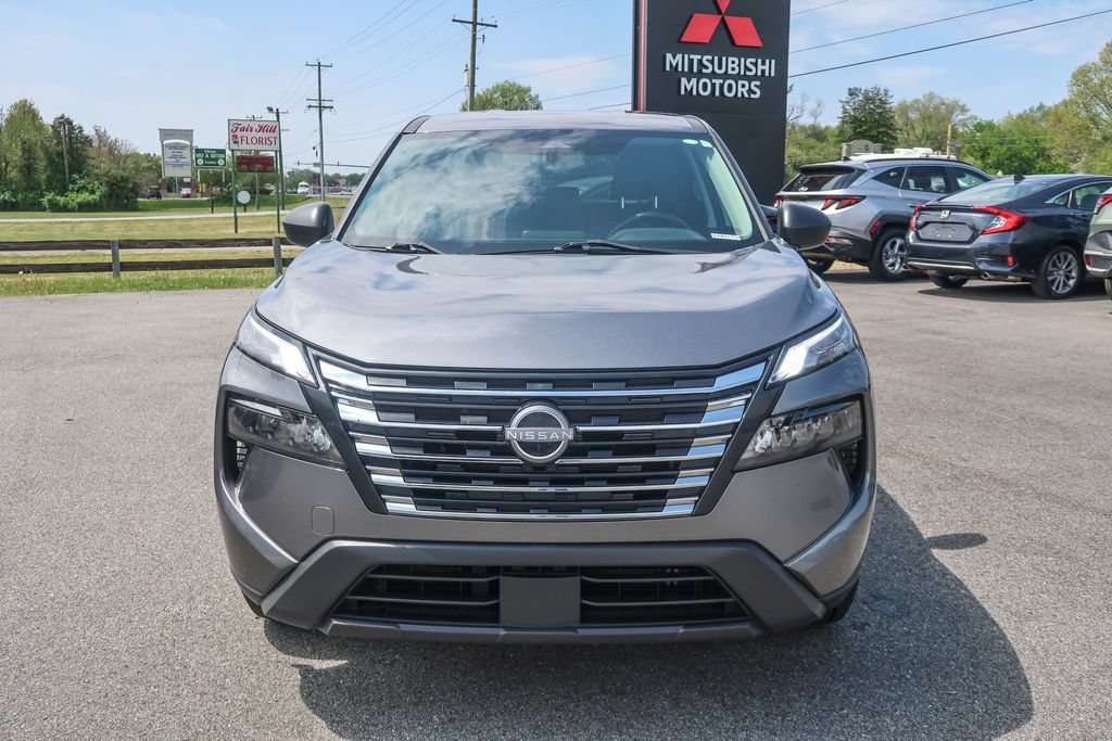 Used 2024 Nissan Rogue S FWD image 5