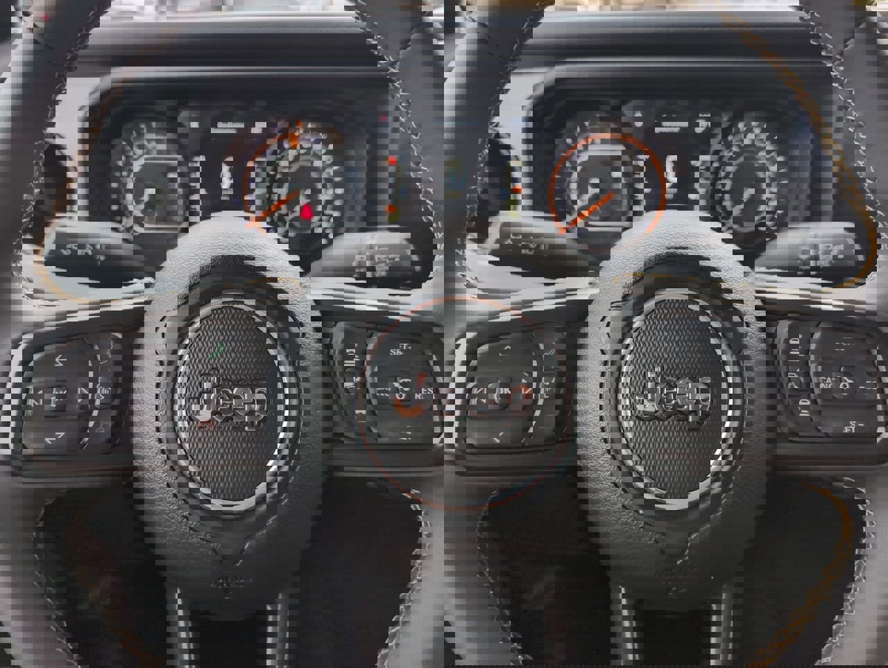 Used 2024 Jeep Gladiator Sport image 17