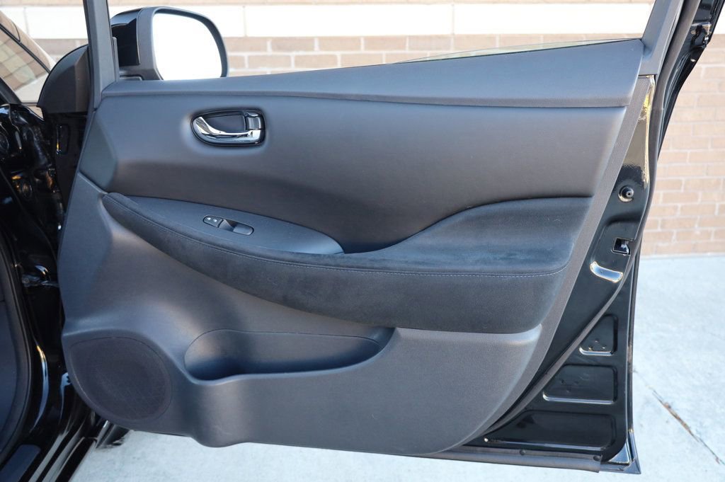 Used 2017 Nissan Leaf S w/ Charge Package image 24