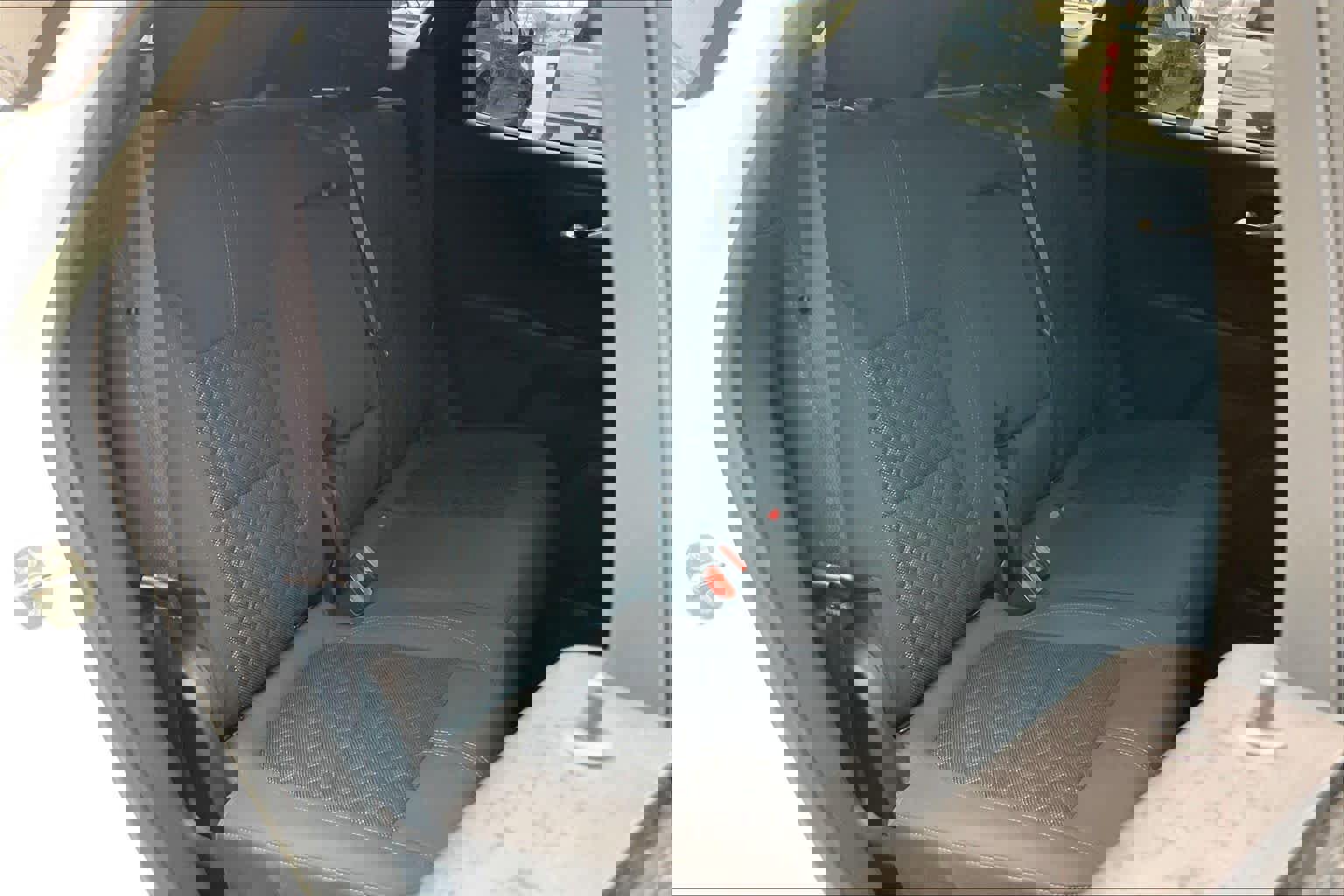 Used 2020 Chevrolet Blazer LT image 17