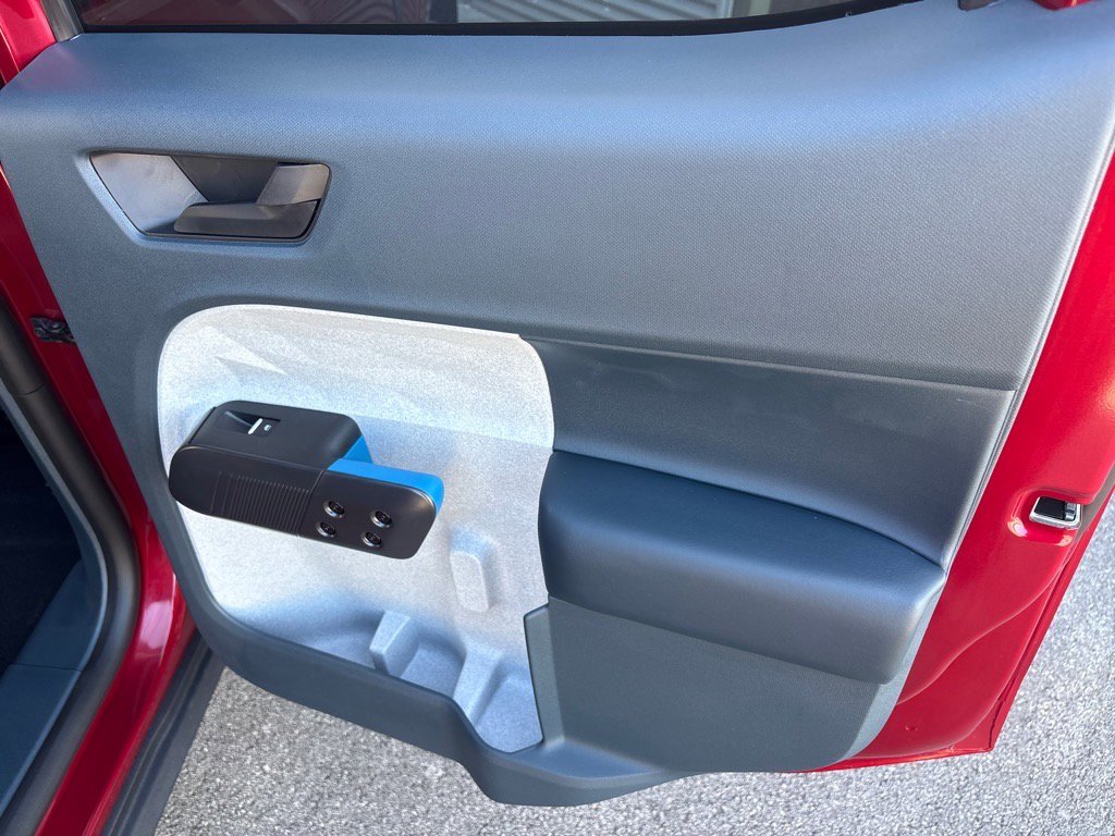 New 2025 Ford Maverick XLT w/ Equipment Group 301A image 35