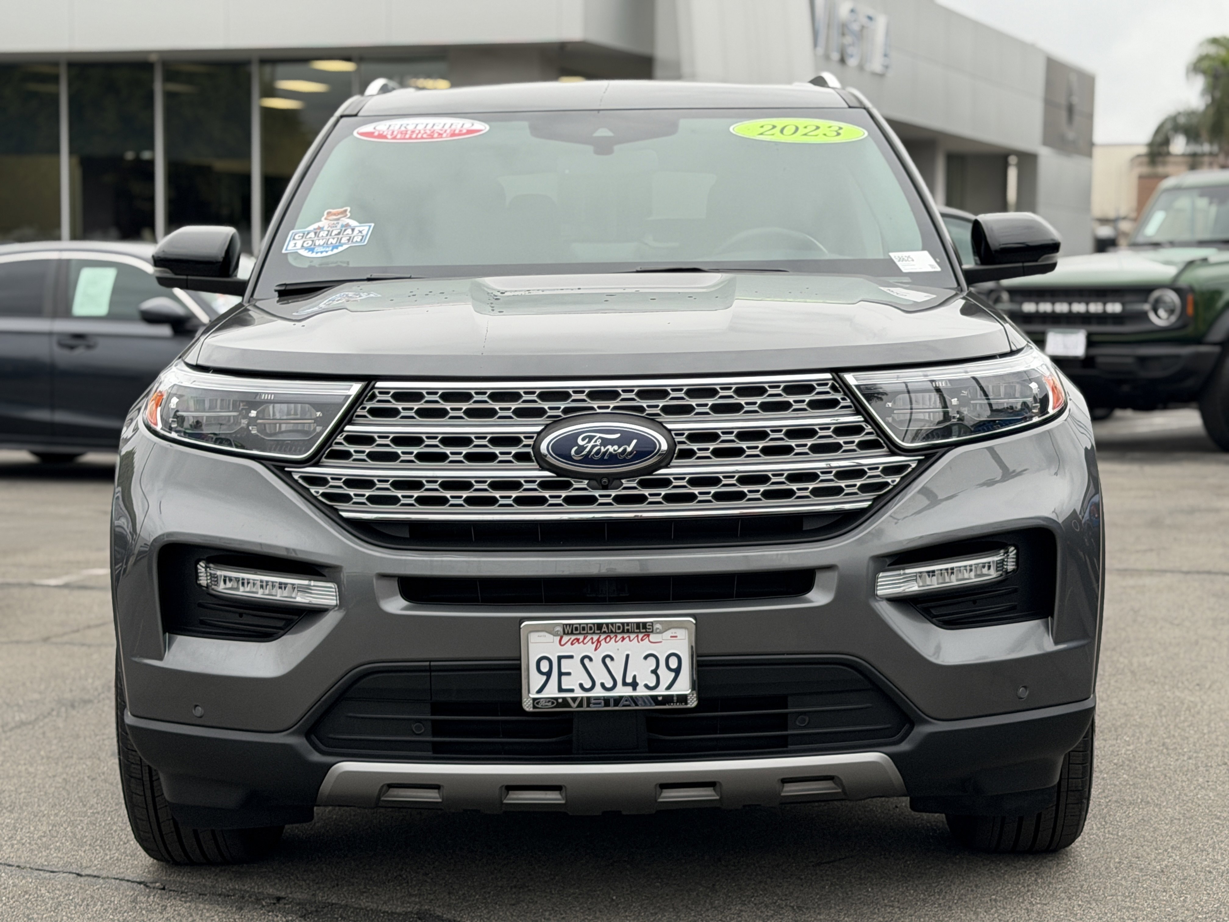 Certified 2023 Ford Explorer Limited w/ Hybrid Equipment Group 310A image 2
