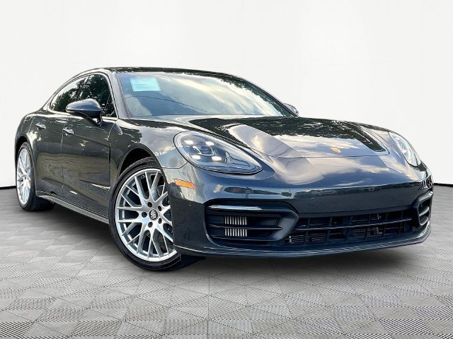 Used 2021 Porsche Panamera RWD image 3