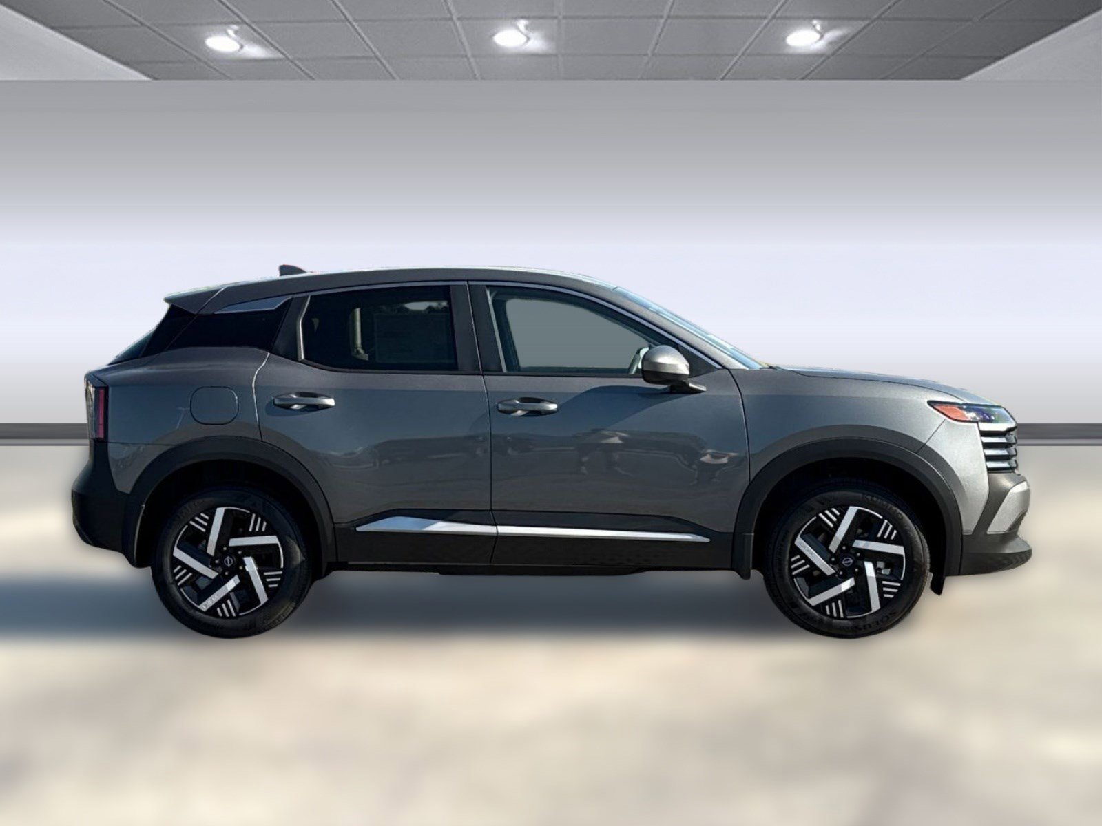 Used 2025 Nissan Kicks SV image 7