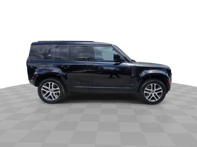 Used 2023 Land Rover Defender 110 X-Dynamic SE AWD/4WD image 9