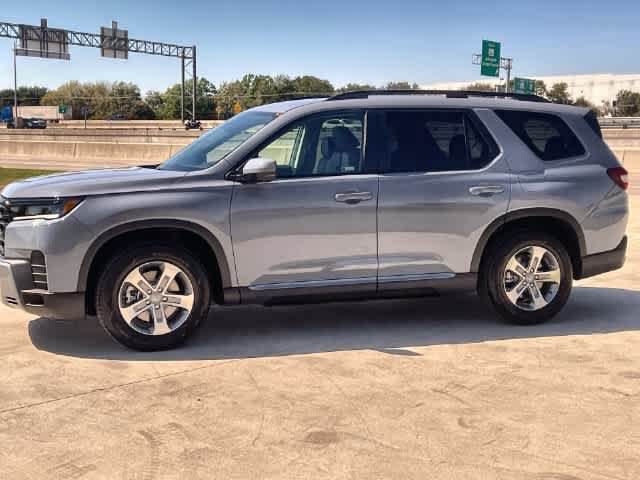 Certified 2026 Honda Pilot EX-L image 4