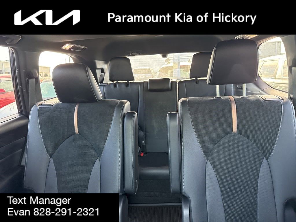 Used 2025 Toyota Grand Highlander AWD Hybrid image 11